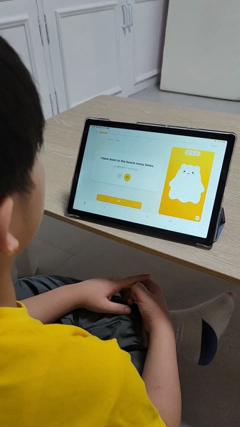engles로 학습하는 초등 학생